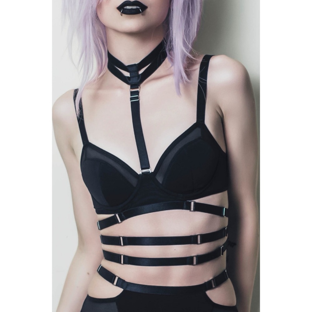 Killstar tourniquet statement bra large plus pink goth witchy
